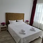 2 Apartment, Max 4 Persons, 30 Meters Far From The And The Black Sea *