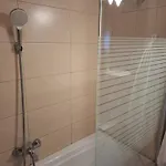 2 Apartment, Max 4 Persons, 30 Meters Far From The And The Black Sea Διαμέρισμα Mamaia