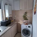 2 Apartment, Max 4 Persons, 30 Meters Far From The And The Black Sea Διαμέρισμα