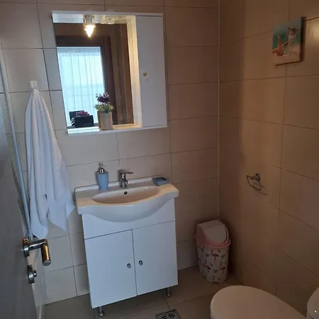 公寓 2 Apartment, Max 4 Persons, 30 Meters Far From The And The Black Sea
