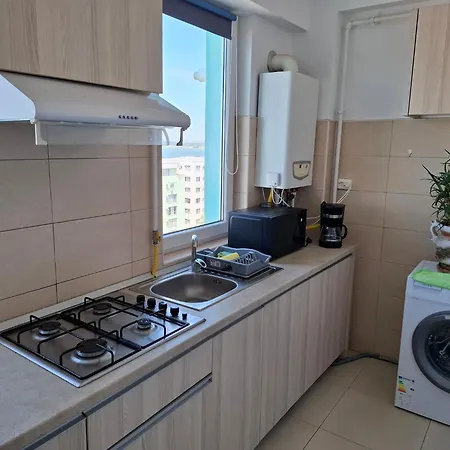 2 Apartment, Max 4 Persons, 30 Meters Far From The And The Black Sea 公寓 *