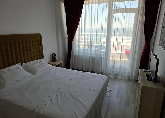 2 Apartment, Max 4 Persons, 30 Meters Far From The And The Black Sea *